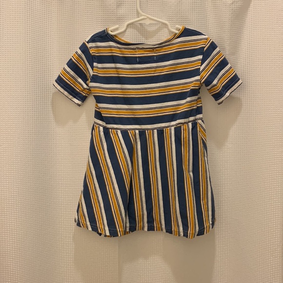 Sovereign Code Dress Size 5 - Picture 2 of 3